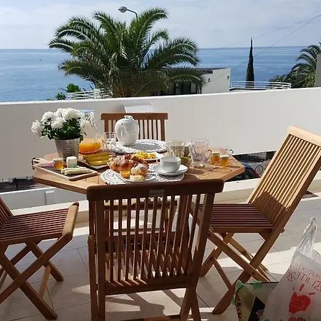 Sea Shell Apartment